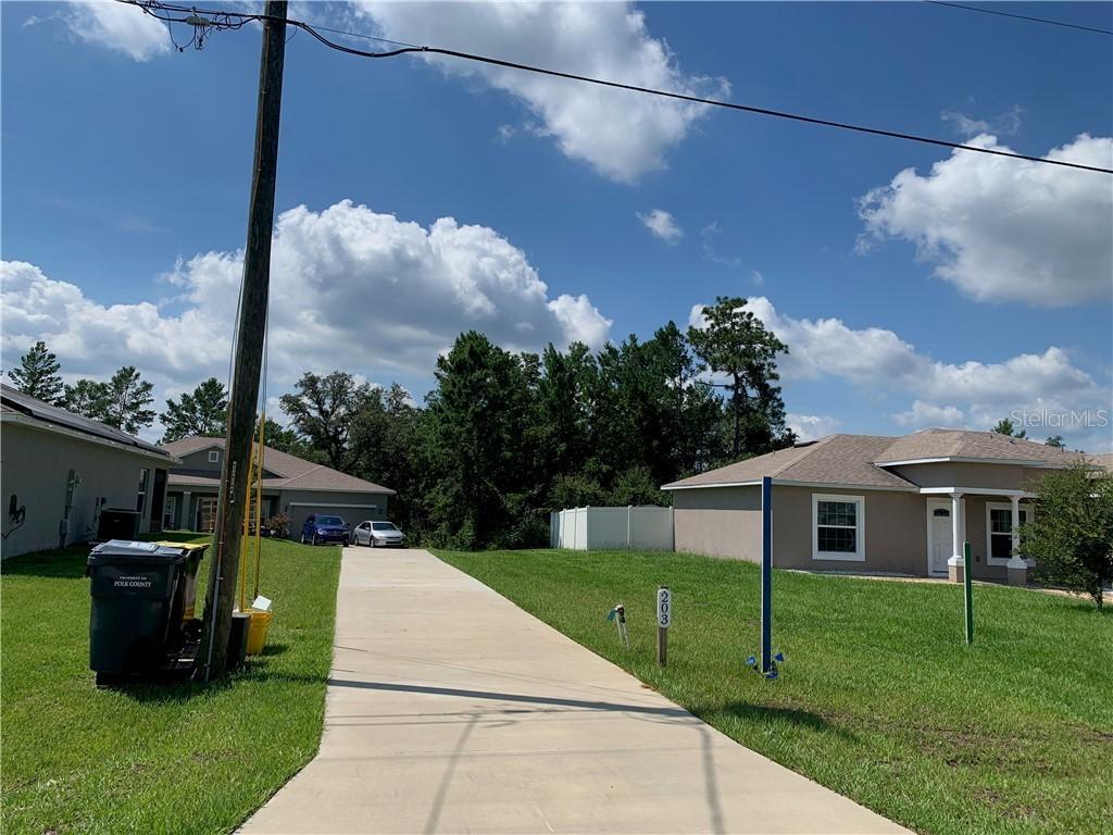 201 Maple Dr, Poinciana, FL 34759