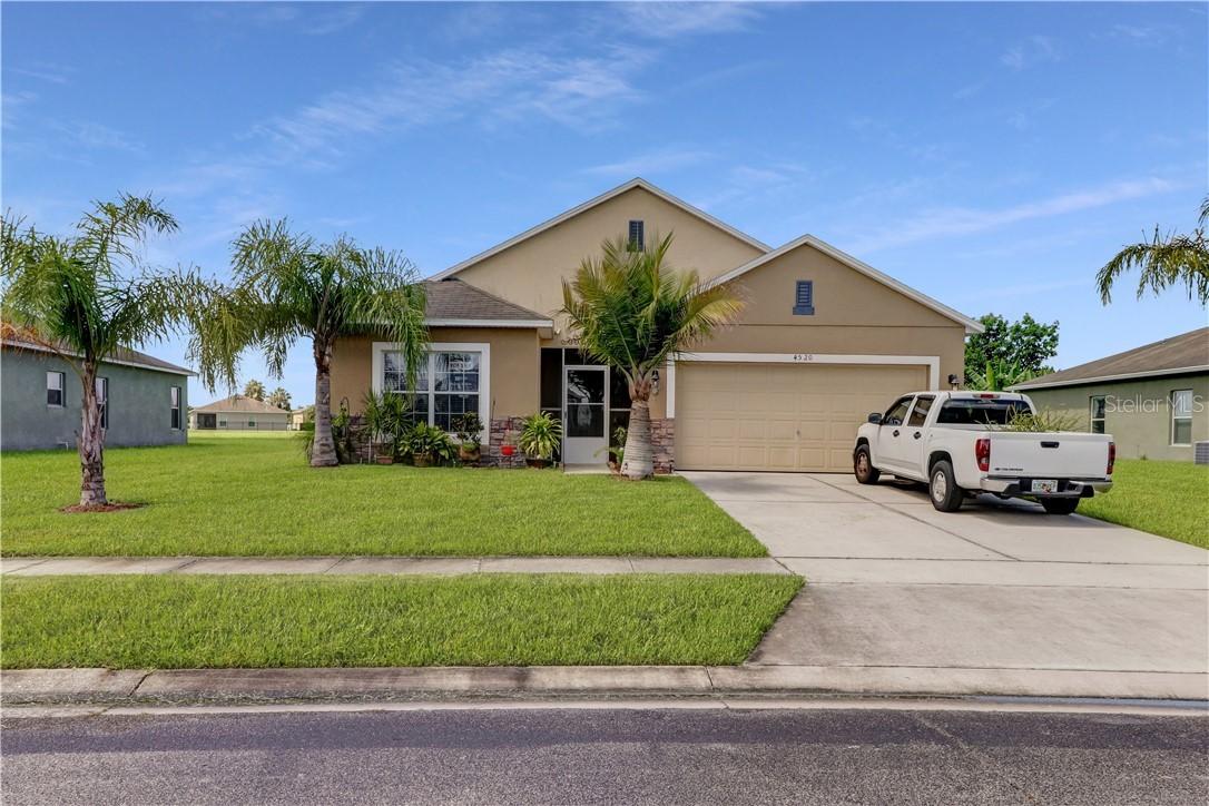 4520 Mackenzie Way, Kissimmee, FL 34758