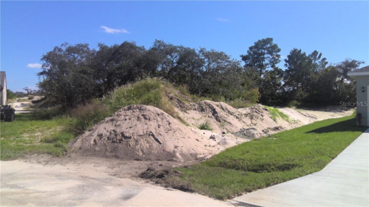 2024 Lily Pl., Poinciana, FL 34759