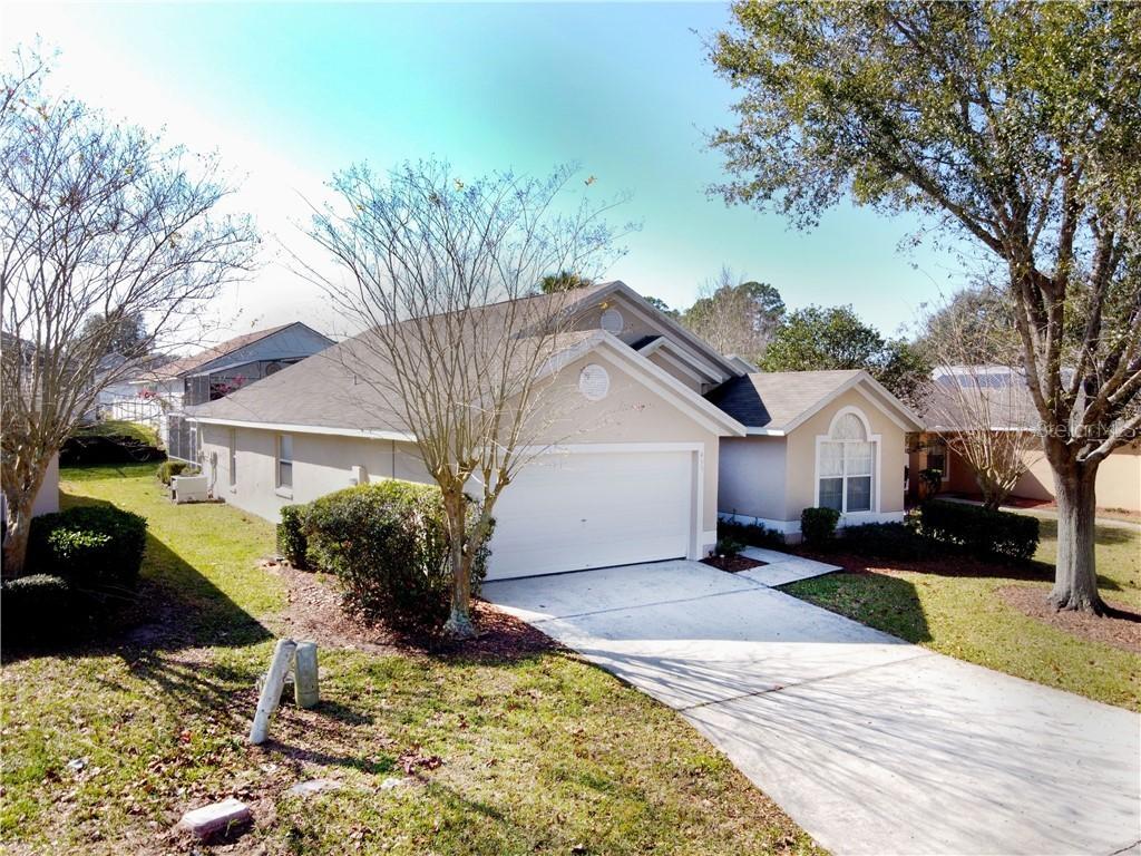 435 Pine Cone Dr., Davenport, FL 33897