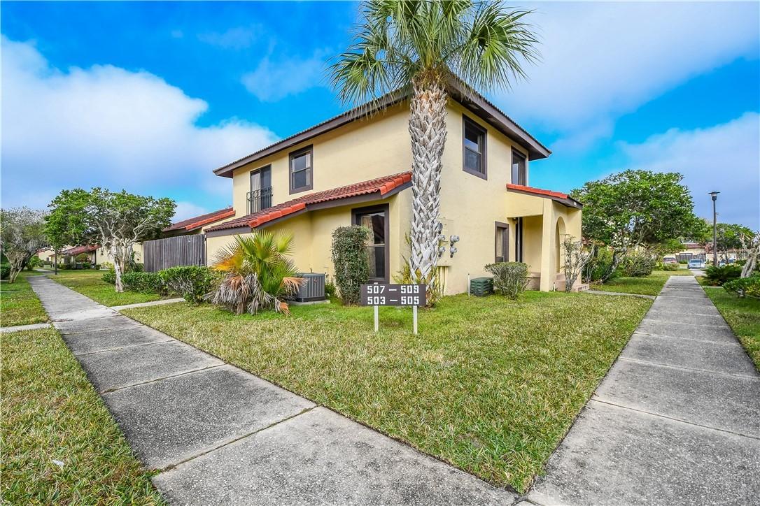 505 Hunter Cir., Kissimmee, FL 34758