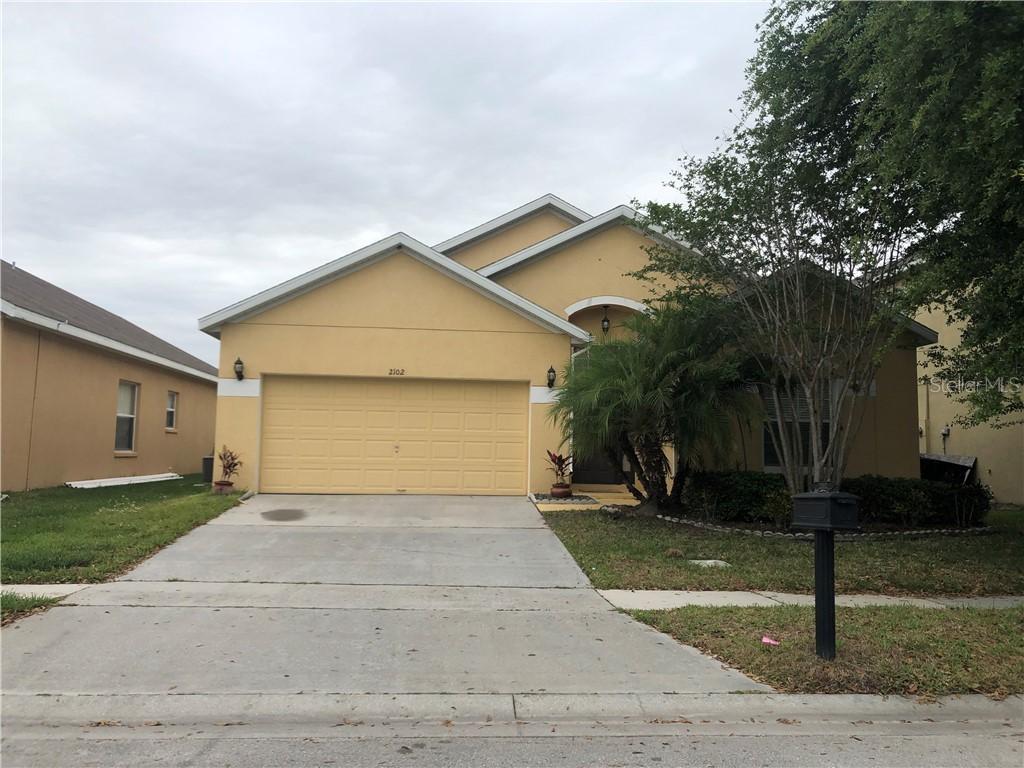 2102 Senate Ave., St. Cloud, FL 34769