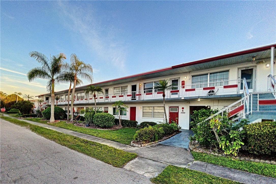 1900 58th Ave. #21, St Petersburg, FL 33714