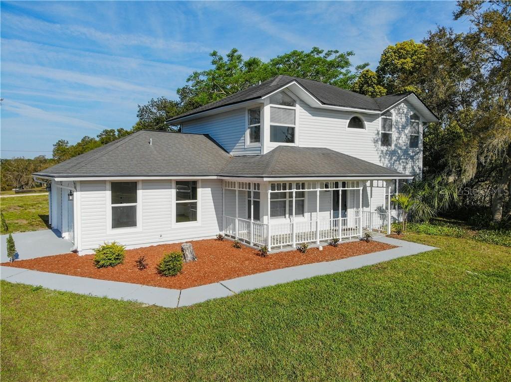 504 Battersea Ave., Deltona, FL 32738