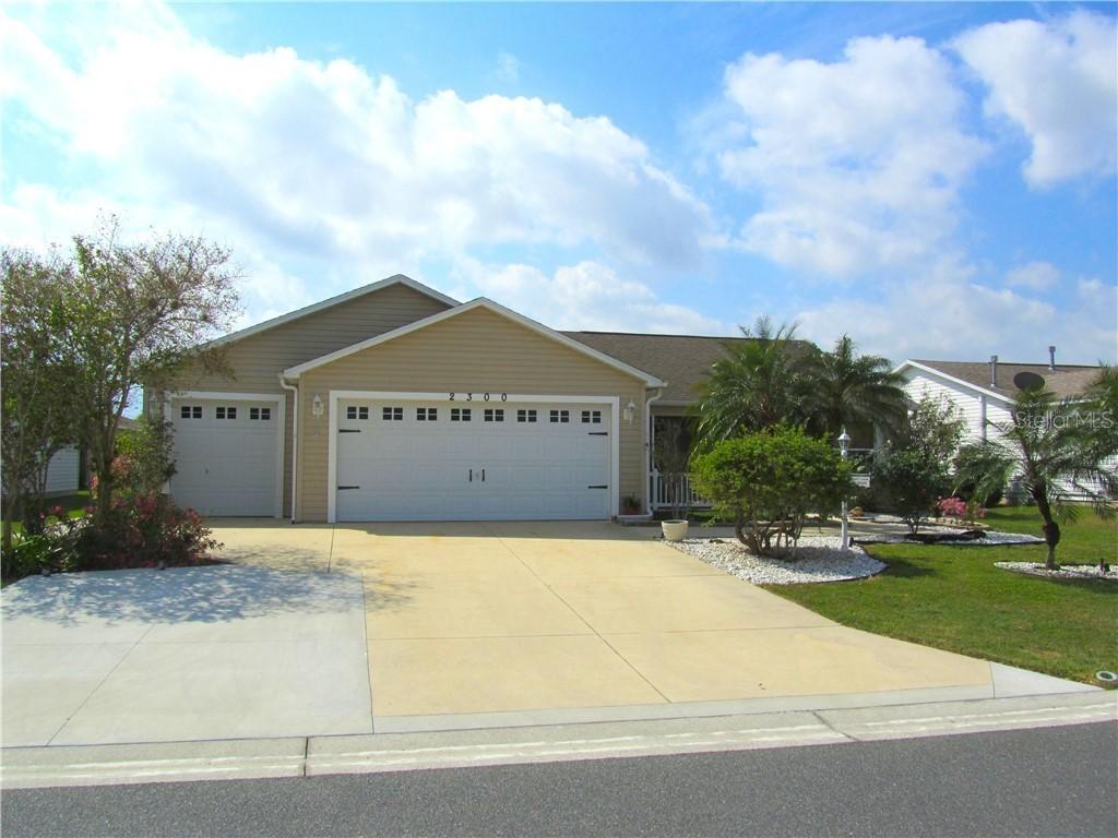 2300 E Gaffney Ave., The Villages, FL 32162