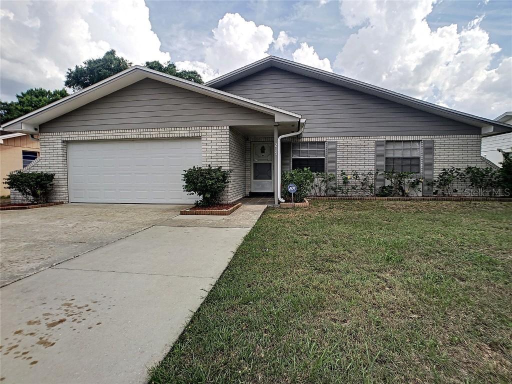 215 24th Ct., Winter Haven, FL 33880