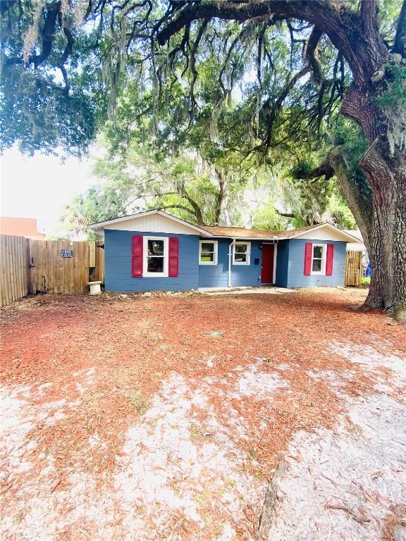 1315 Carson Ave., Kissimmee, FL 34744