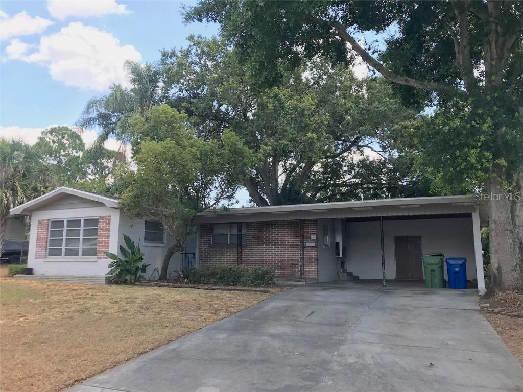 806 Avenue L, Winter Haven, FL 33880