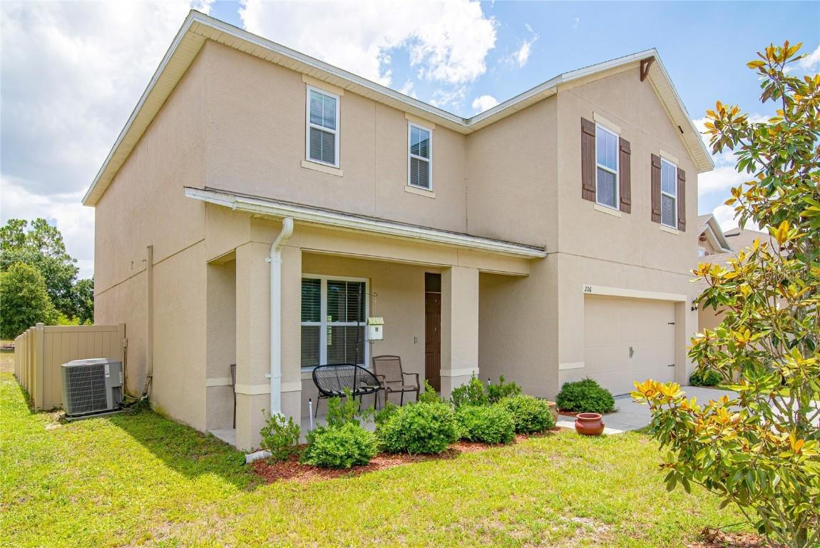 206 Lazy Willow Dr., Davenport, FL 33897
