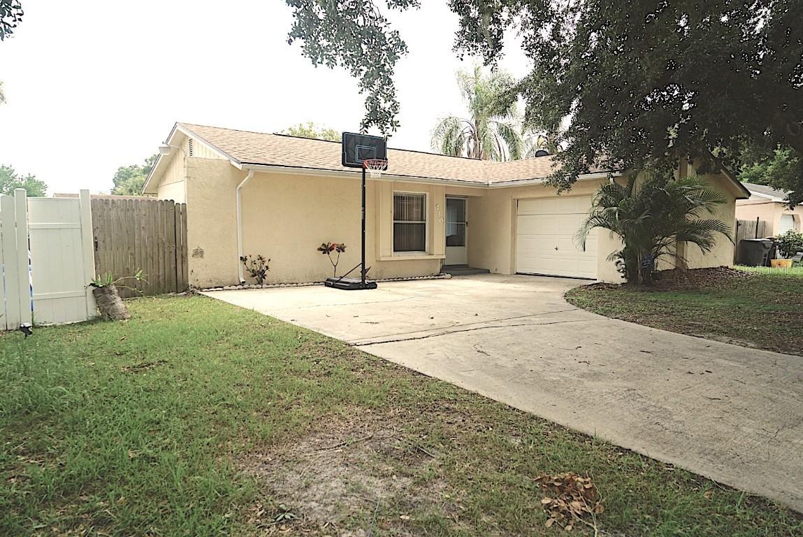 410 Ball Ct., Poinciana, FL 34759