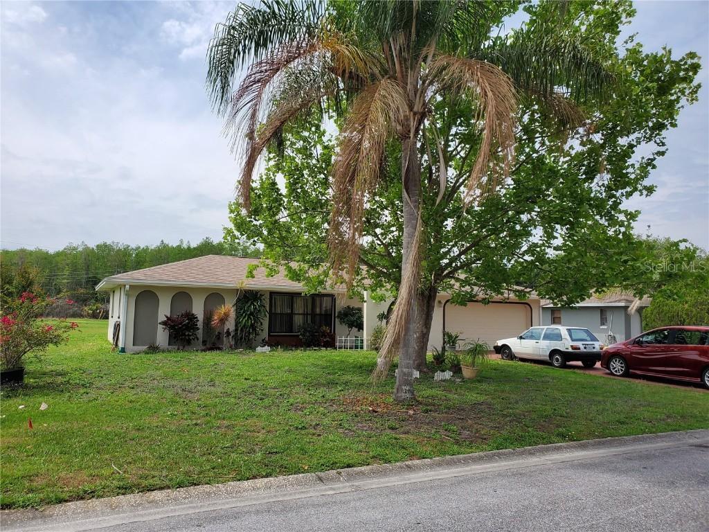561 Bar Dr., Poinciana, FL 34759