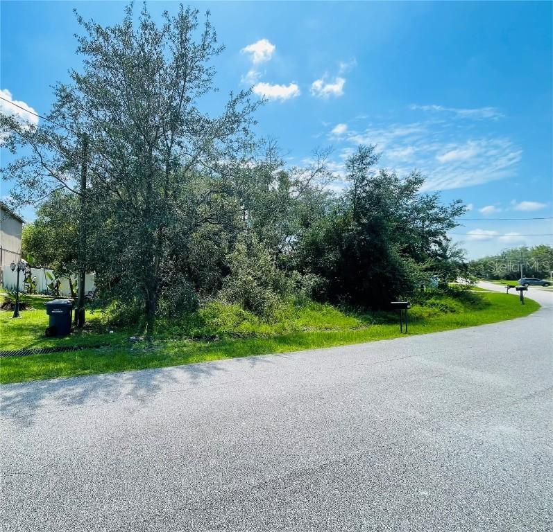 1884 Snapper Dr., Poinciana, FL 34759
