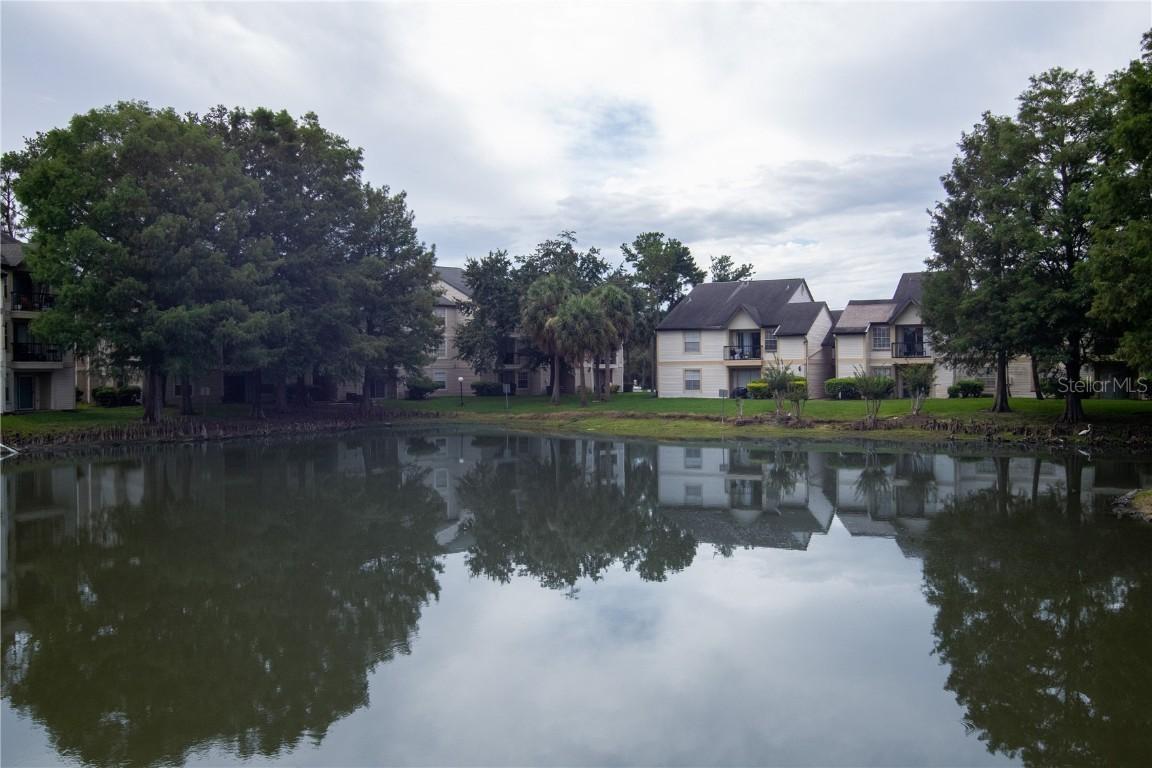 1964 Lake Atriums Cir. #176, Orlando, FL 32839