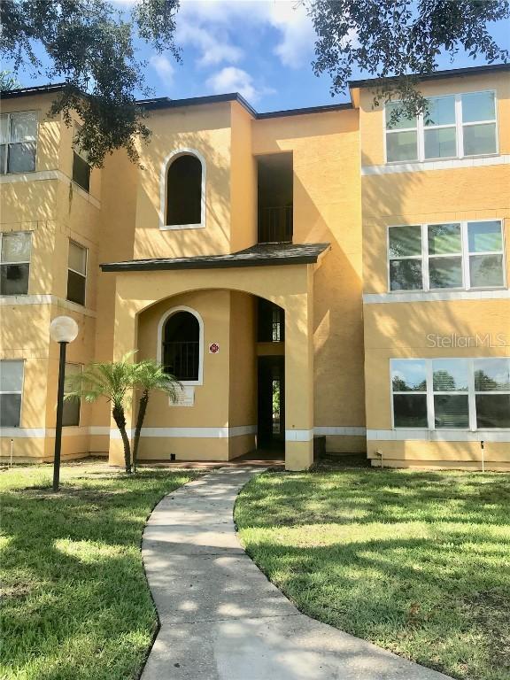 4572 Commander Dr. #1236, Orlando, FL 32822