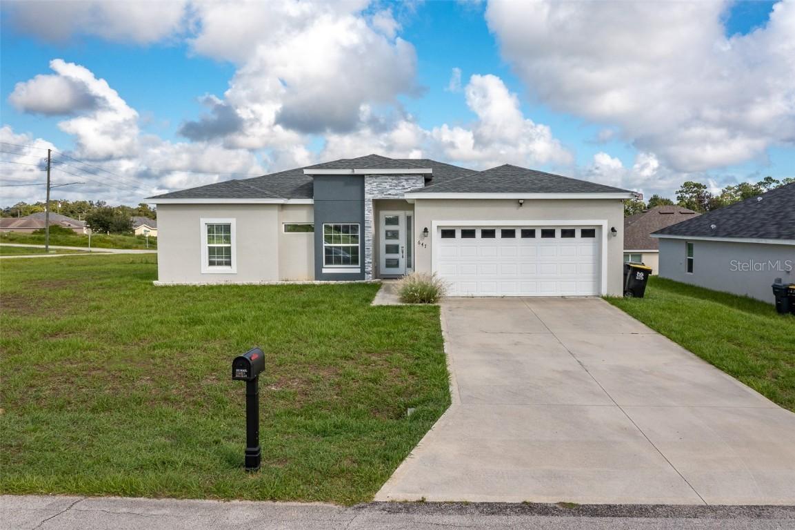 647 Desmoines Ct., Poinciana, FL 34759