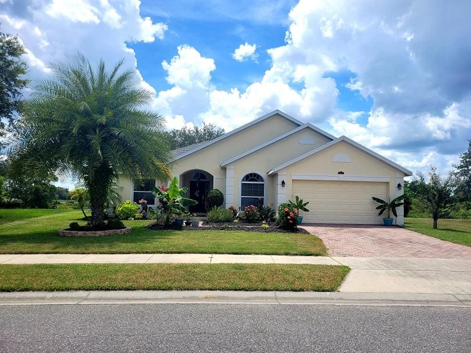 4837 Cape Hatteras Dr., Clermont, FL 34714
