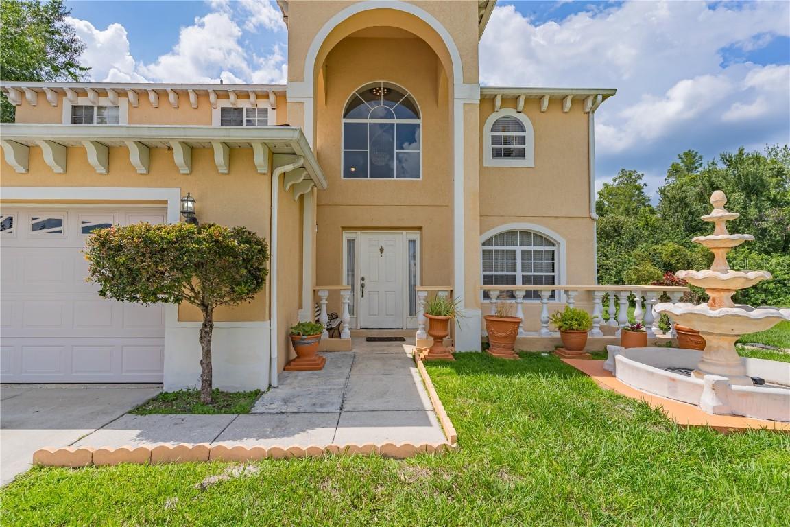 154 Mediterranean Ct., Kissimmee, FL 34758