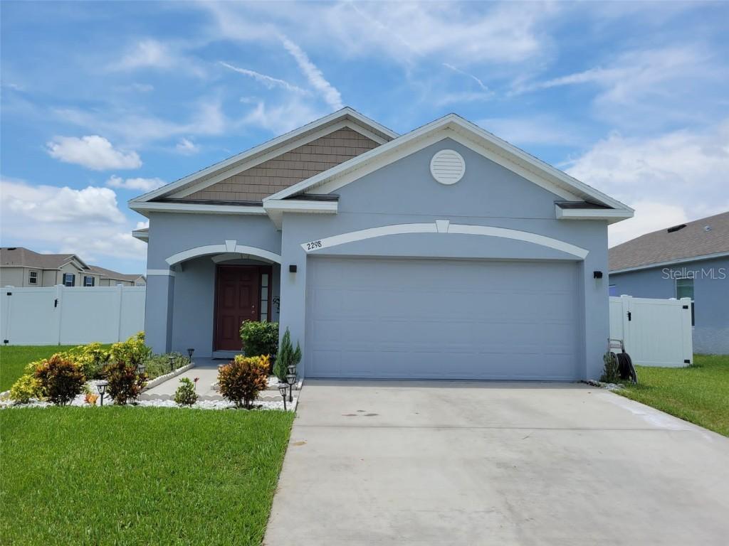 2298 Canyon Breeze Ave., Kissimmee, FL 34746