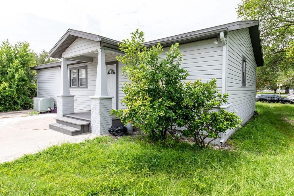 3211 N Tampania Ave., Tampa, FL 33607