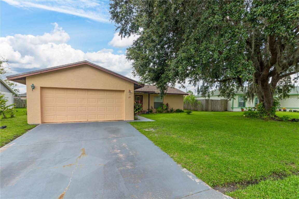 718 Del Rio Way, Kissimmee, FL 34758