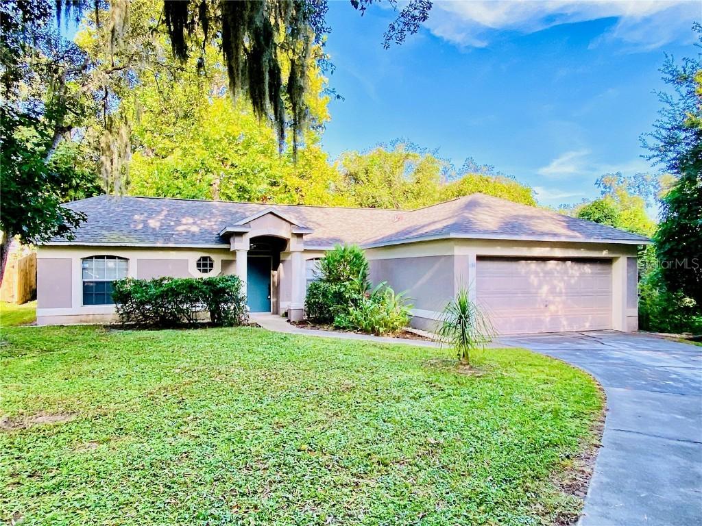 134 Hanging Moss Rd., Davenport, FL 33837