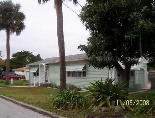 215 E Park St., Kissimmee, FL 34744