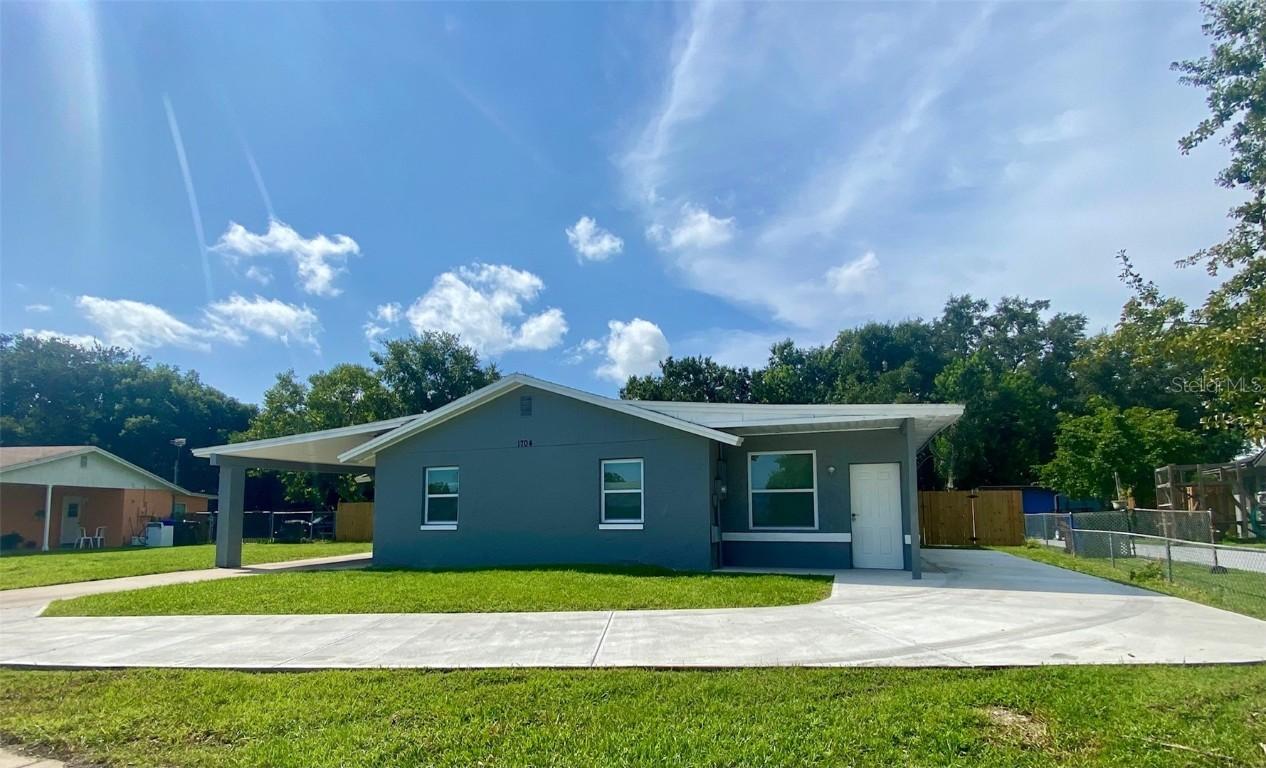 1704 Osceola Park Dr., Kissimmee, FL 34741