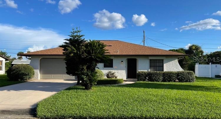 33 Ocean Breeze Cir., Ormond Beach, FL 32176