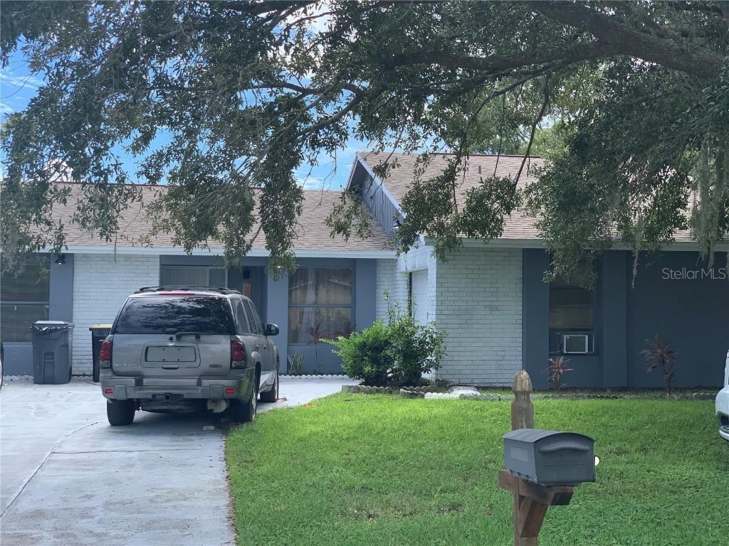 702 Tournament Ln., Poinciana, FL 34759