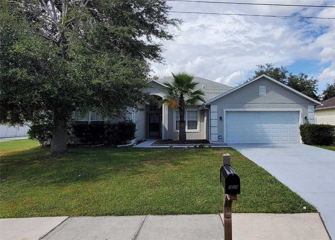 923 Halifax Dr., Kissimmee, FL 34758