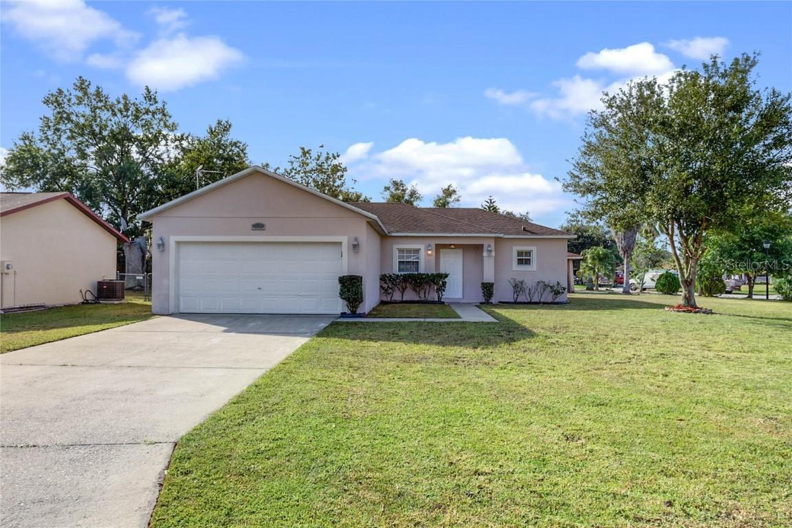 414 Long Dr., Poinciana, FL 34759