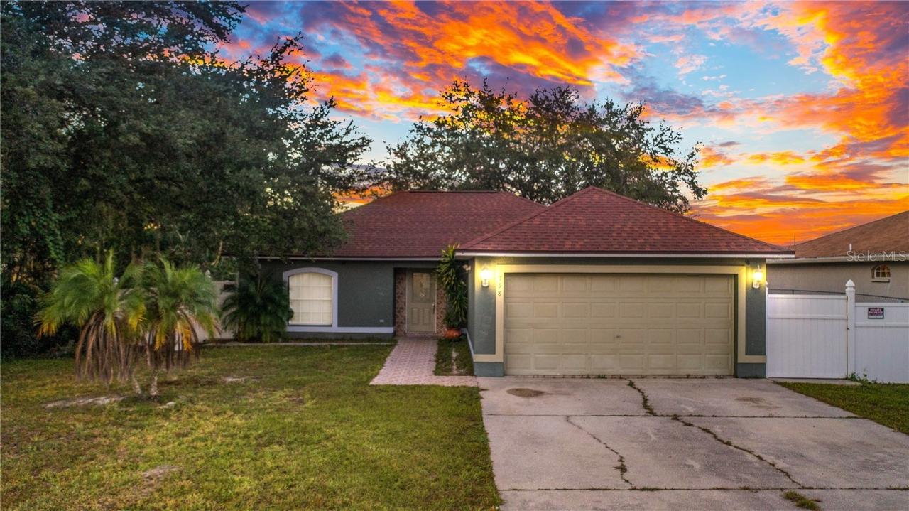758 Parrot Ct., Poinciana, FL 34759