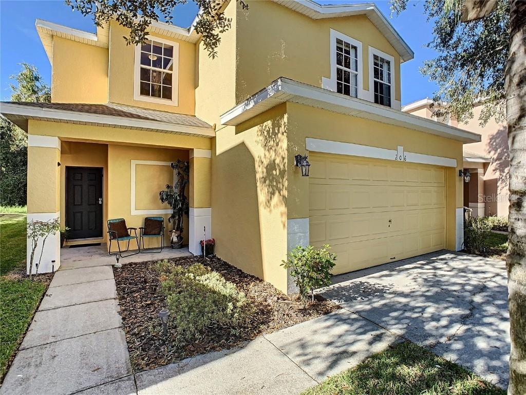 206 Blue Jay Way, Davenport, FL 33896