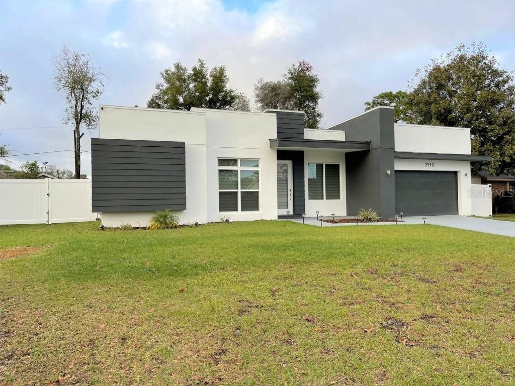 2990 Galaxy St., Deltona, FL 32738