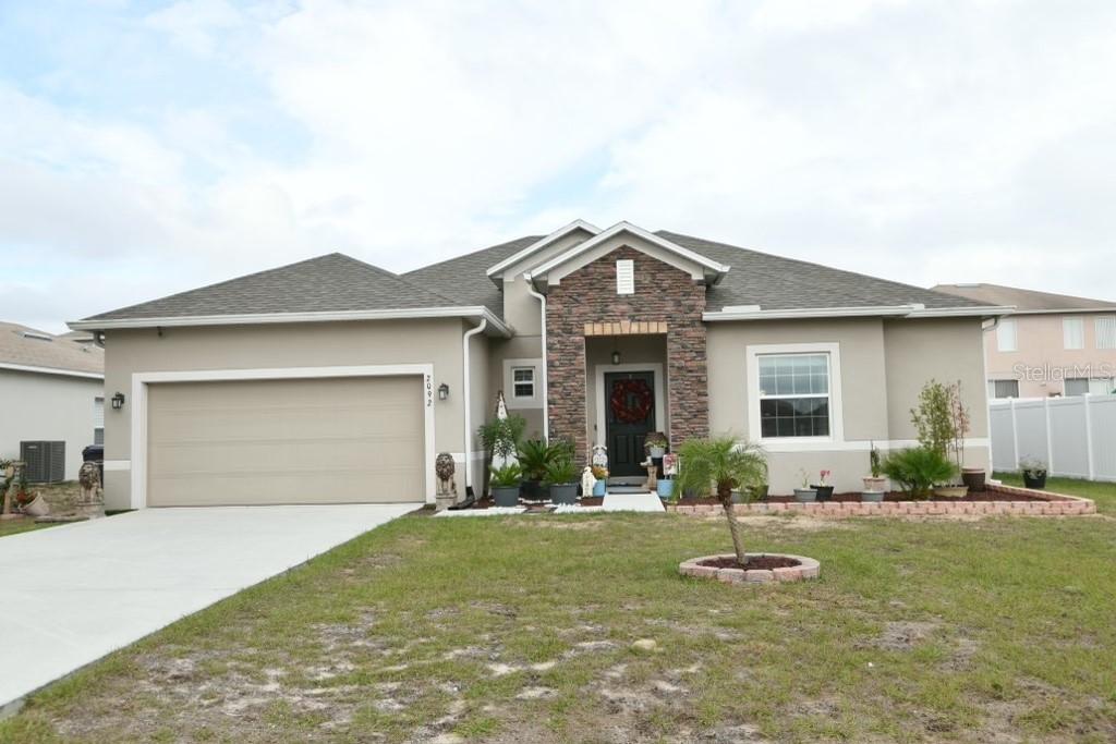 2092 Rio Grande Canyon Loop, Kissimmee, FL 34759
