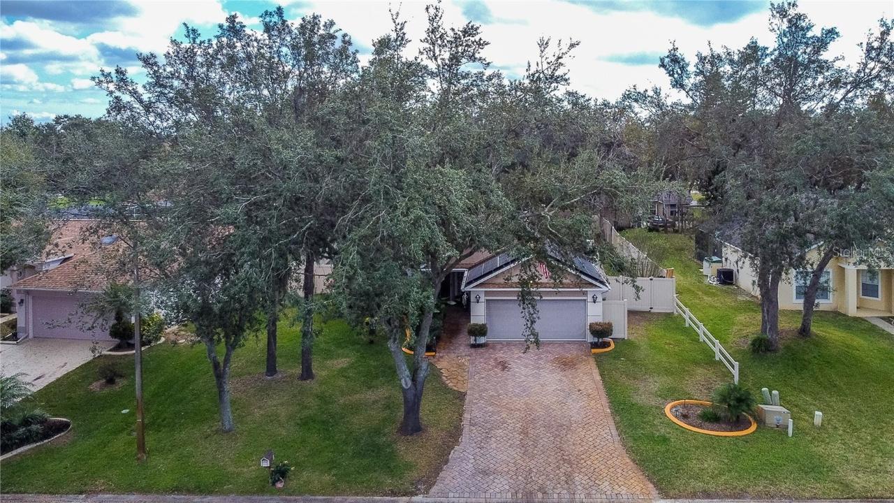 243 Hanging Moss Rd., Davenport, FL 33837