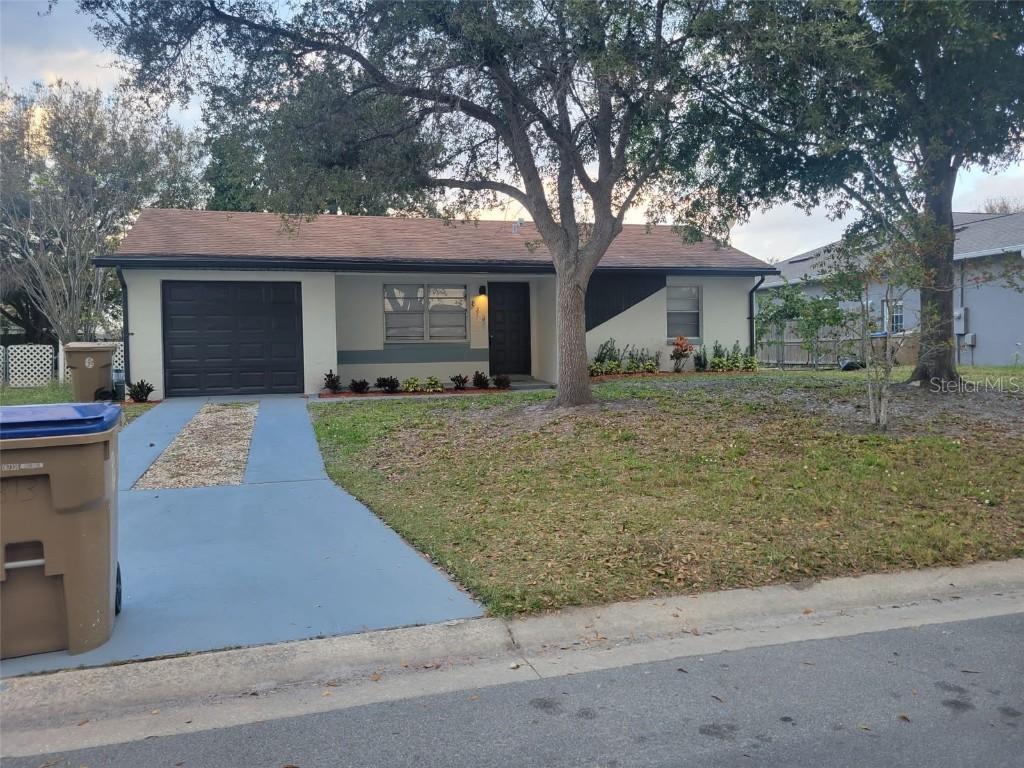 813 Balsamwood Ln., Kissimmee, FL 34743