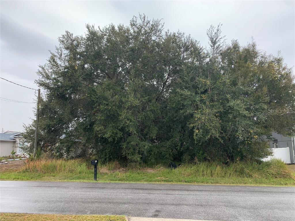 511 Finch Ln., Poinciana, FL 34759