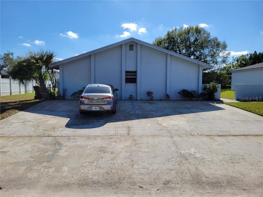 357 Dundee Dr., Kissimmee, FL 34759