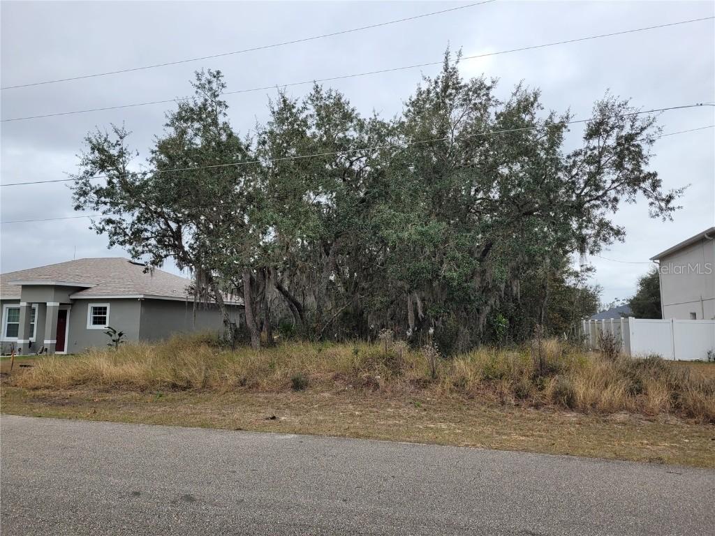 410 Manitoba Ln., Poinciana, FL 34759
