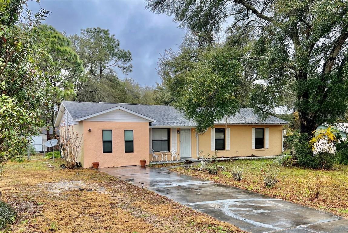 11525 SE 129th Ln., Ocklawaha, FL 32179