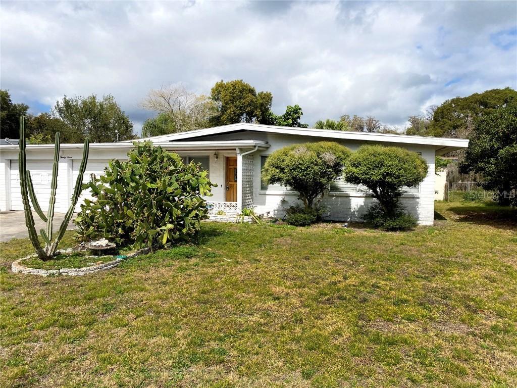 427 Zimmerman Dr., Orlando, FL 32839