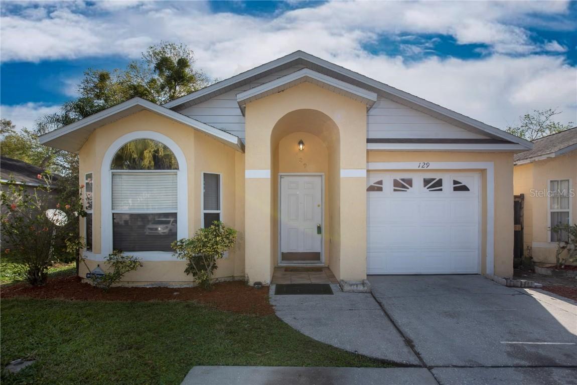 129 Dahlia Village Cir., Orlando, FL 32807
