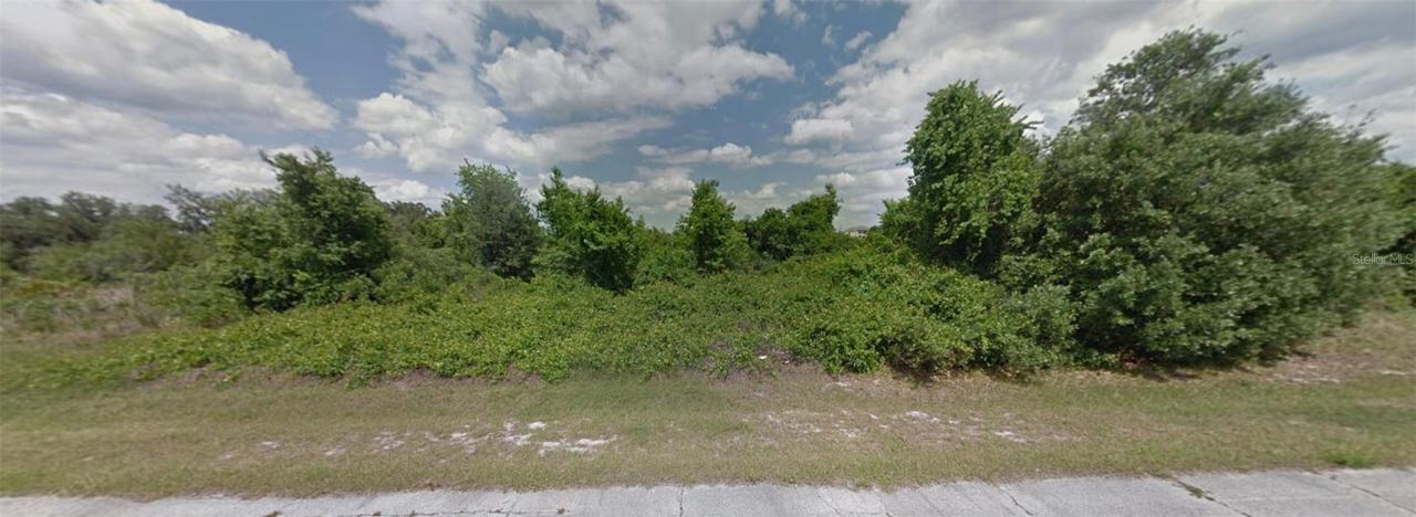 1406 Stuart Ln., Poinciana, FL 34759