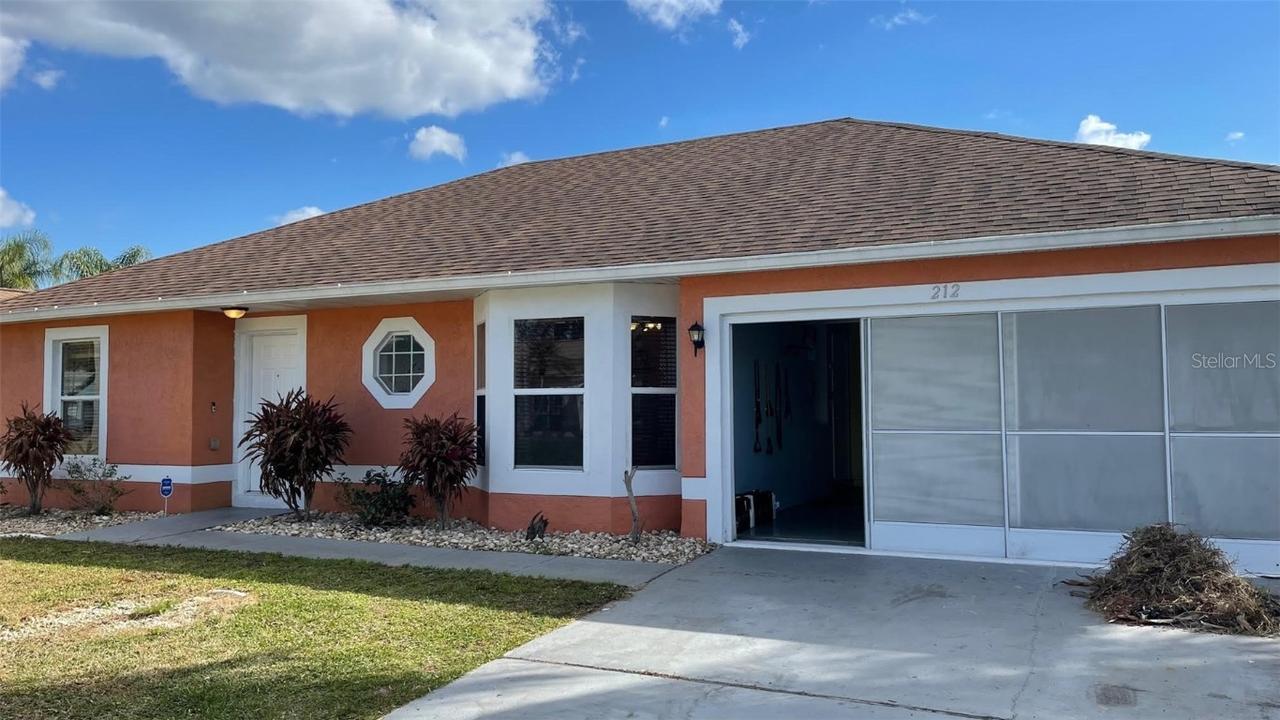 212 Canterbury Ct., Kissimmee, FL 34758