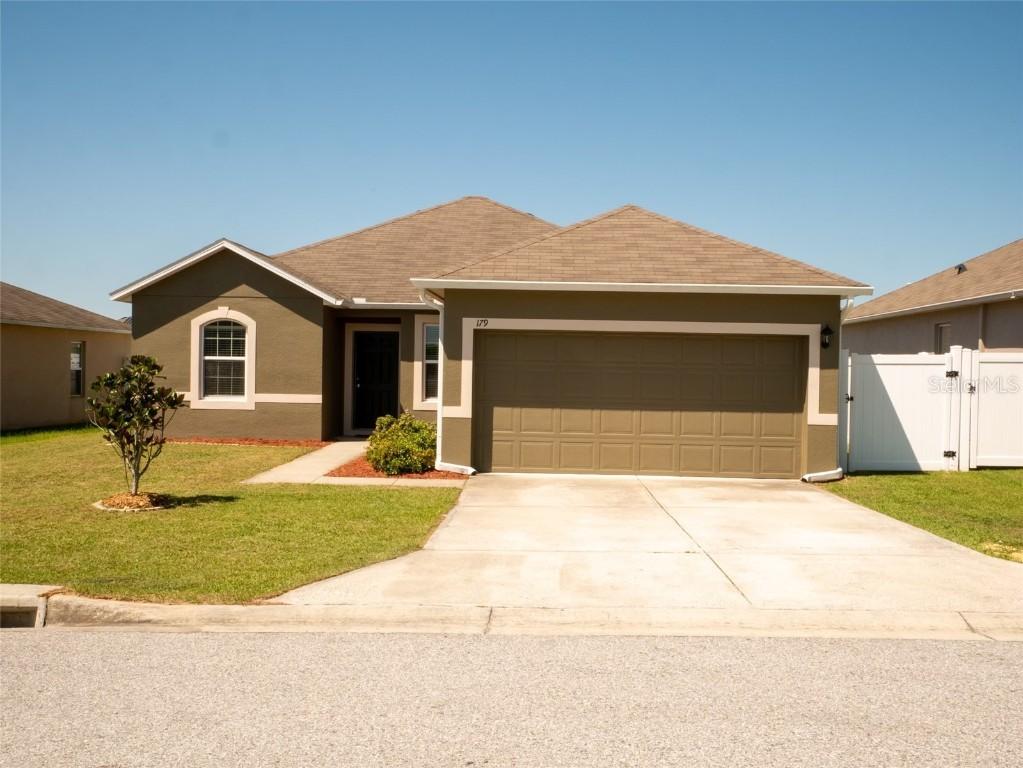 179 Country Walk Cir., Davenport, FL 33837