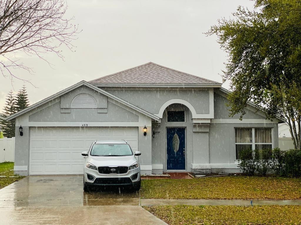 489 Bohannon Blvd., Orlando, FL 32824