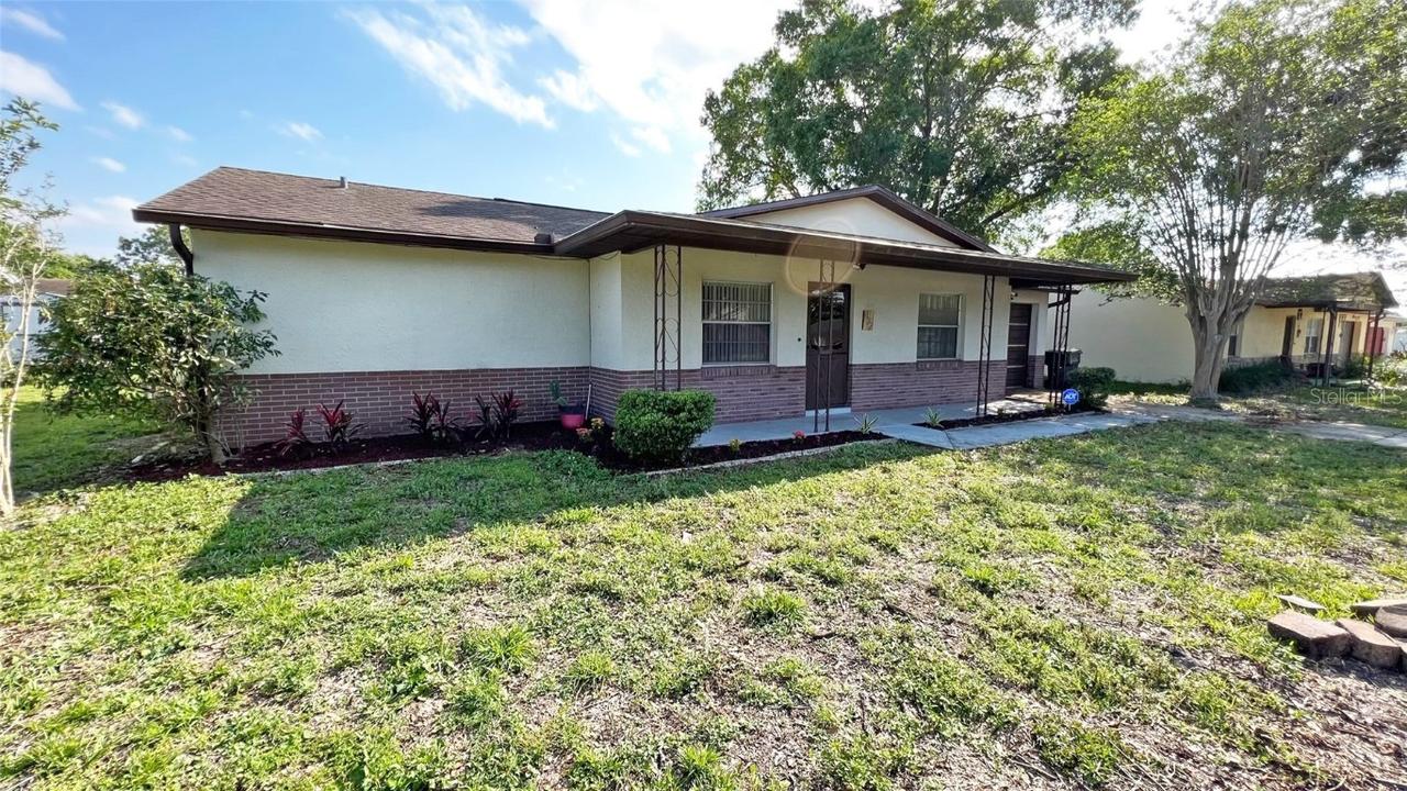 422 Cart Ct., Poinciana, FL 34759