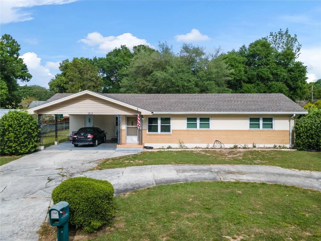 1903 S 8th St., Haines City, FL 33844