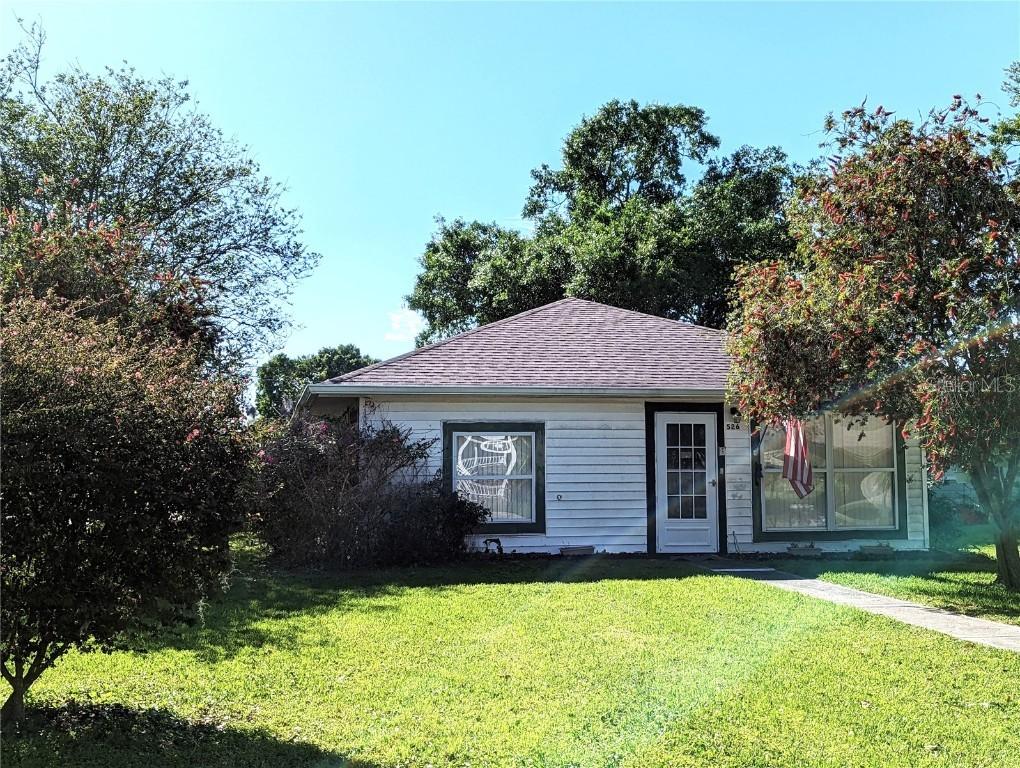 526 Oregon Ave., St. Cloud, FL 34769